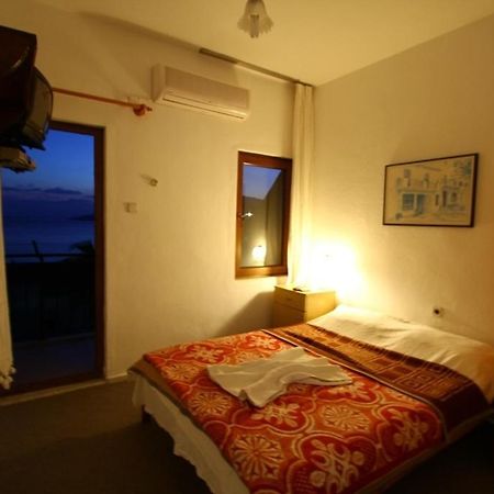 Kalkan Guel Pension Room photo
