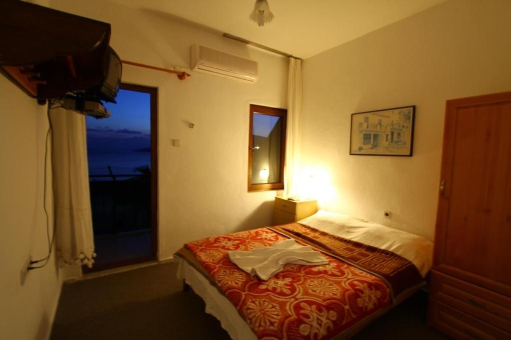 Kalkan Guel Pension Room photo