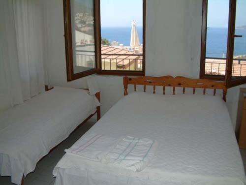 Kalkan Guel Pension Room photo