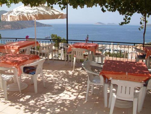 Kalkan Guel Pension Exterior photo