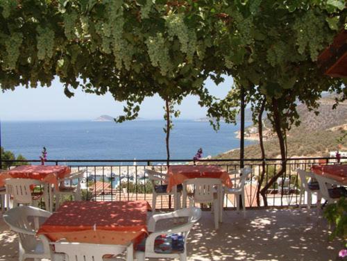 Kalkan Guel Pension Exterior photo